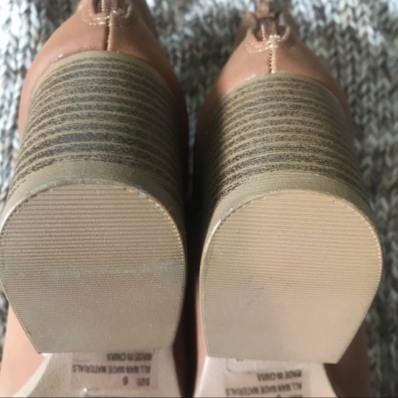 Qupid Camel Open Toe Booties - Picture 9 of 11